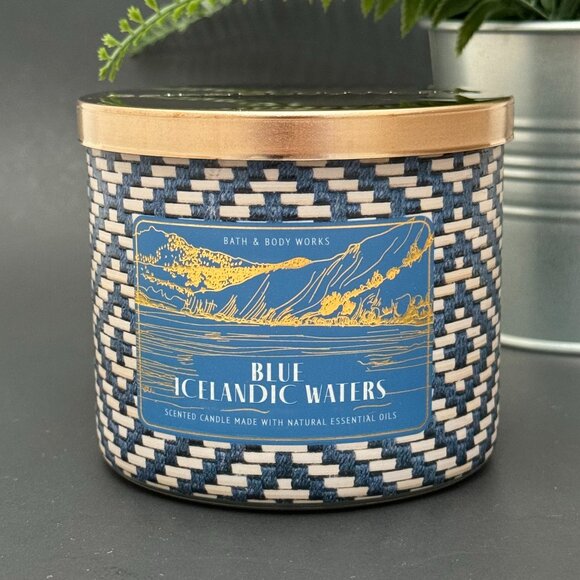 BBW Blue Icelandic Waters (Deep Blue Sea) Bath & Body Works 3 Wick Candle - Picture 1 of 10